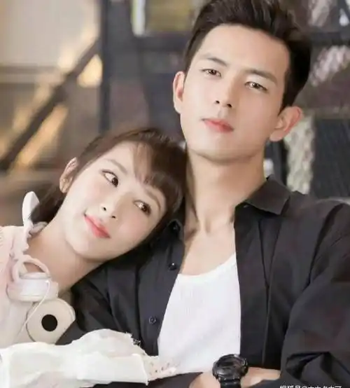 杨紫李现二搭引争议,曝杨紫给李现牵线,两人平番_演技_想法_资源