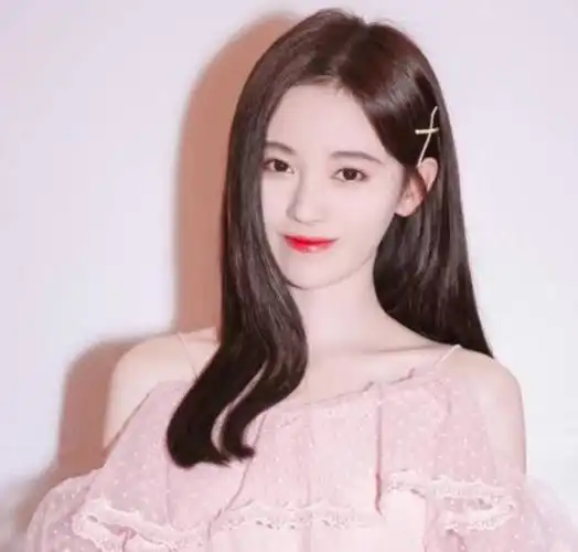 鞠婧祎证件照图片(鞠婧祎证件照图片高清)-天晟网