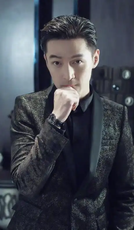 假如胡歌是你上司歌词(你以为烫了发就可高枕无忧)(13)