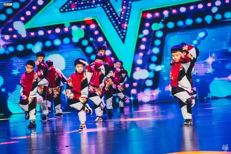 2021布瑞街舞02少儿春晚节目录制