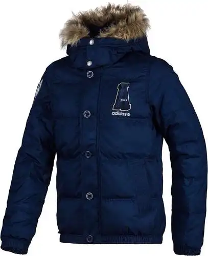 黑肤色怎么搭配服饰,藏青蓝的服装是否适合皮肤较黑的男同胞.