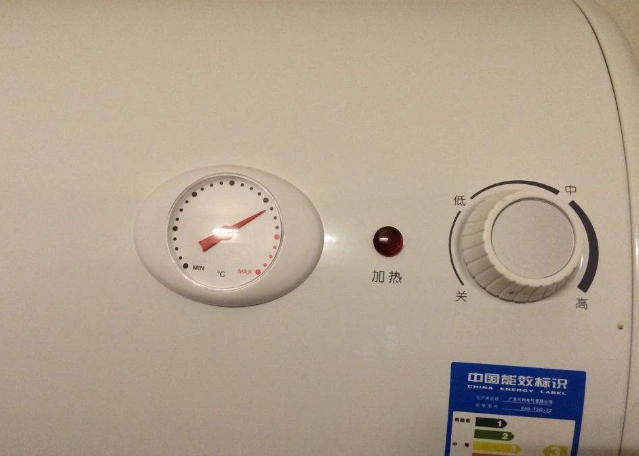 美的热水器怎么调温度