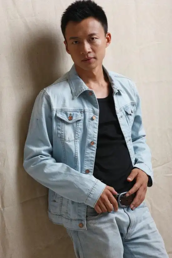 赵丽颖新剧"官配"被错认,出道10年剧红人不红,他也该火了!_唐曾