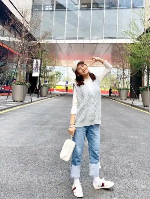 邢菲的真实身高邢菲身高有160吗