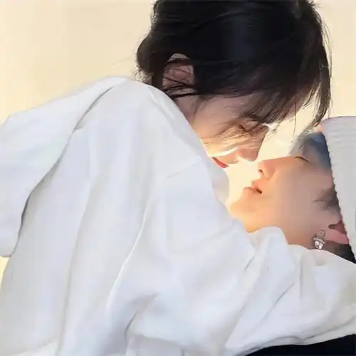 超甜的情侣头像4