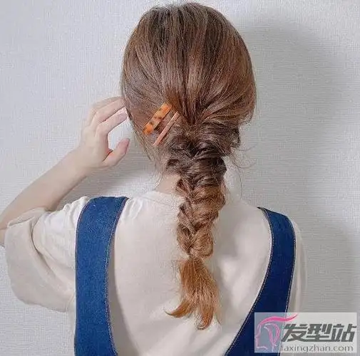 日系长发编发推荐 清新减龄麻花辫太甜了_发型站_最新流行发型设计