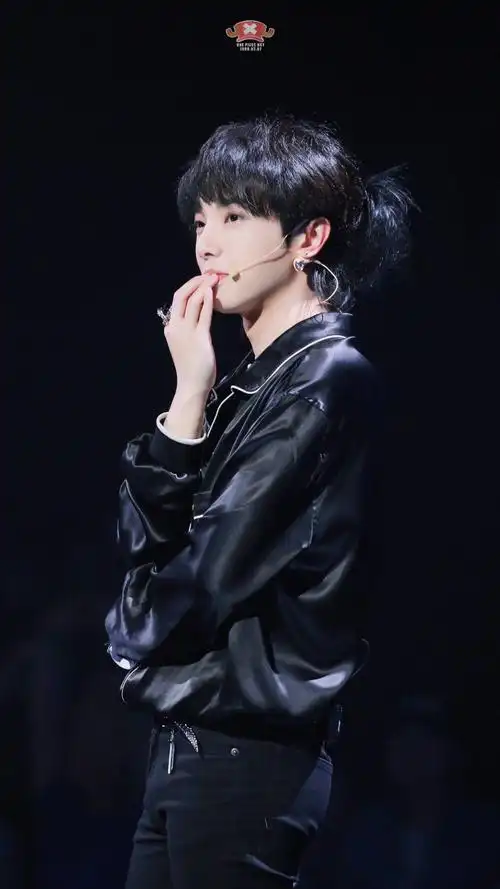 华晨宇 辣卷 卷鹅 - 高清图片,堆糖,美图壁纸兴趣社区