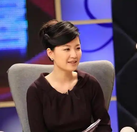 知名主持陈蓉曝近况被黑后回老东家做幕后嫁海归老公儿女双全