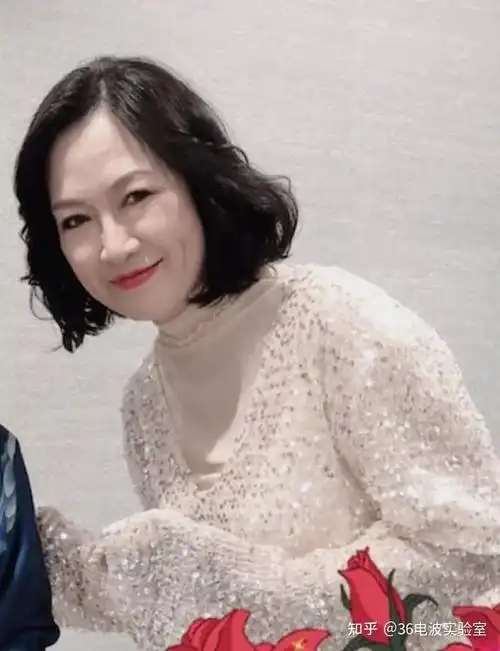 长大了才知道原来奥特曼里的女演员都这么好看