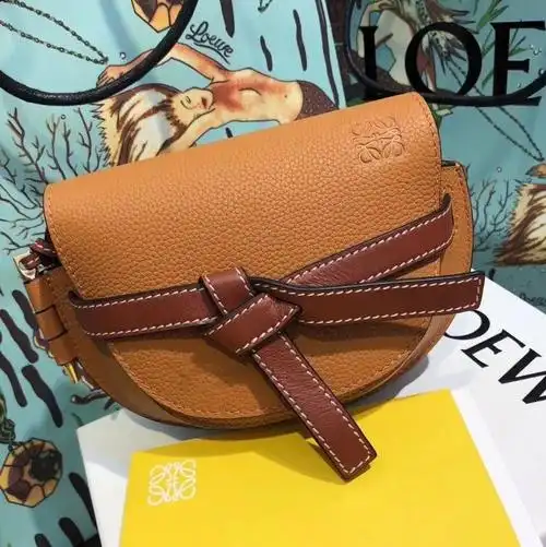 loewe罗意威女包gatemini棕色手袋单肩马鞍包唐嫣古力娜扎同款