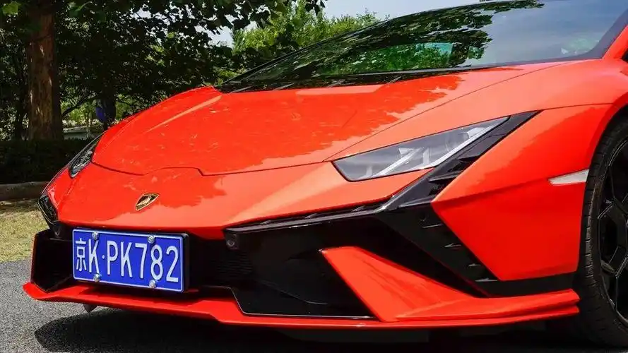 兰博基尼huracán tecnica:青春梦想的超级跑车