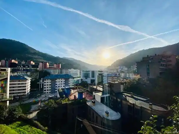 盐边县是四川省攀枝花市下辖的一个县,位于攀枝花市西南部,是四川省