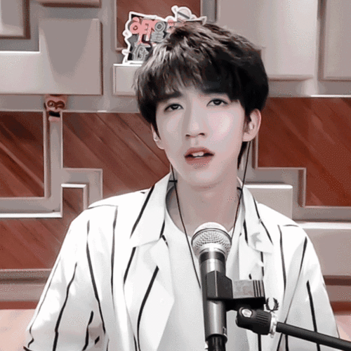 【万转神颜贺峻霖】贺峻霖《贺峻霖接招吧前辈》《贺峻霖快乐.