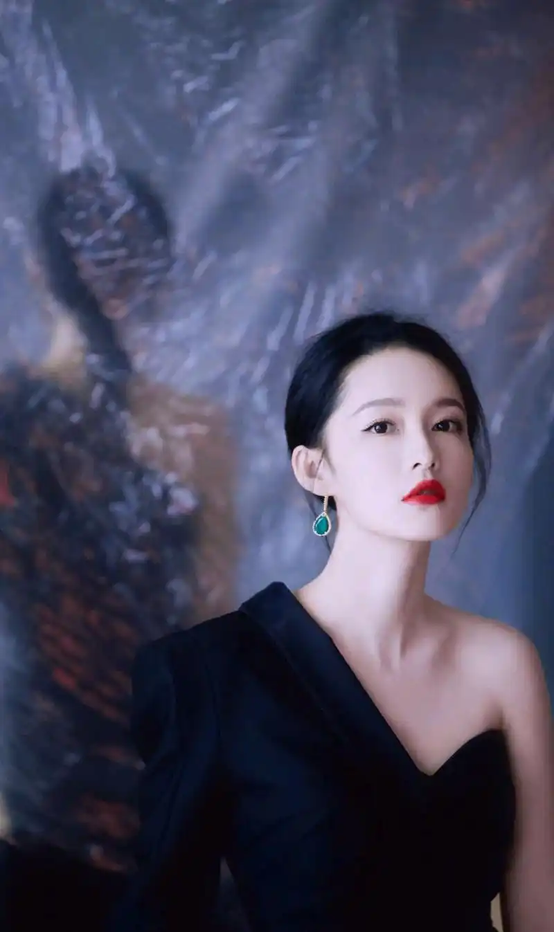 明星图片 李沁