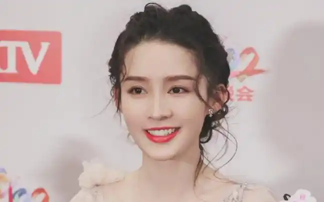 【2022北京卫视春晚】李沁笑的太甜了,沦陷了啊啊,期待期待(0766`