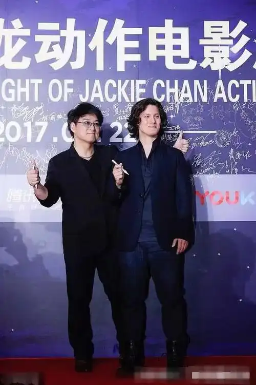 很多人不知道,周华健已经结婚很久了,而且他儿子已经二十九岁,身高要