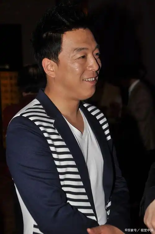 黄渤内地知名演员,被誉为"全能艺人"