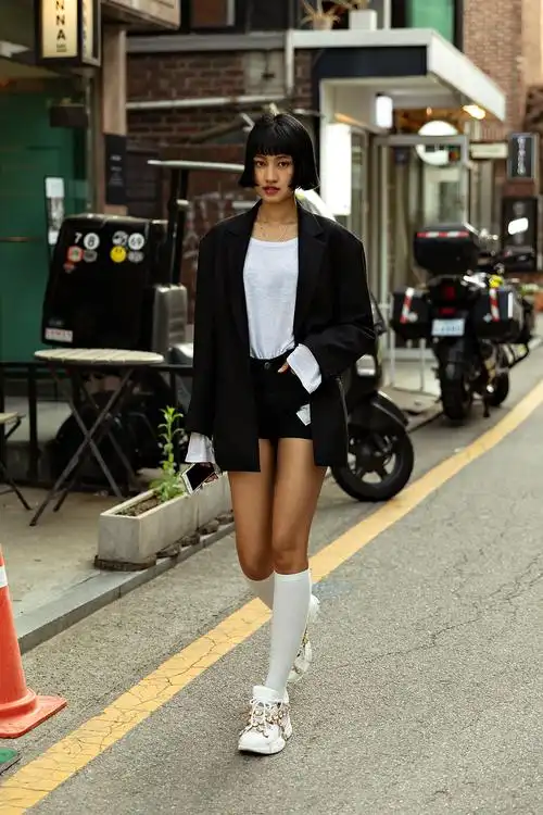 2019年春季首尔女性街头风格的第三个故事首尔街拍精选