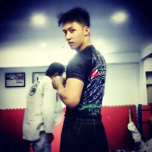 黄景瑜 发布的 instagram 照片 · 2014-09-30,3:50 utc