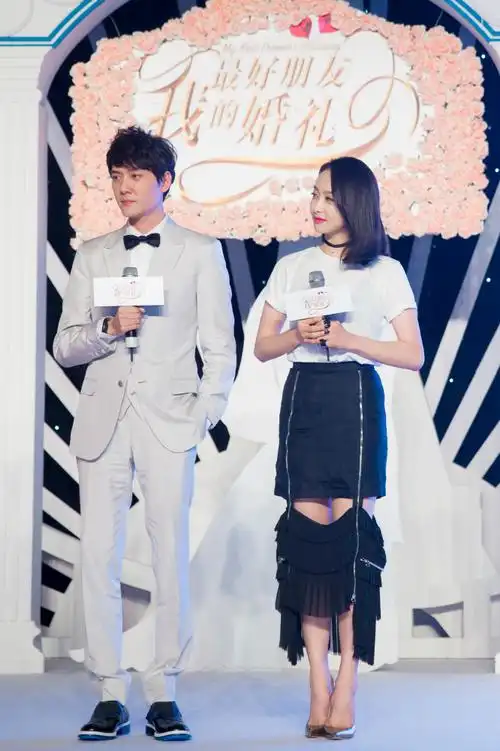 冯绍峰"抛弃"舒淇选宋茜 银幕首秀半裸好身材