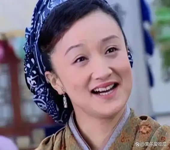 "妈妈专业户"杨昆:一部剧看出她"真实现状",马伊琍说对了