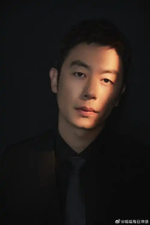 朱亚文志愿军出发图有点费脑