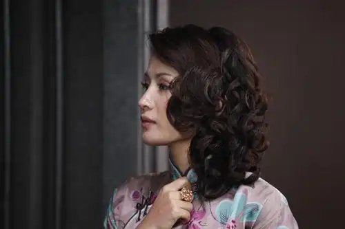 《乱世佳人》万美汐成上海滩职场达人