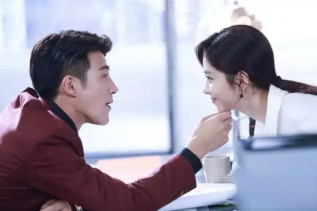 玛丽苏和霸道总裁剧那么多,为何《狐狸的夏天》独得恩宠?