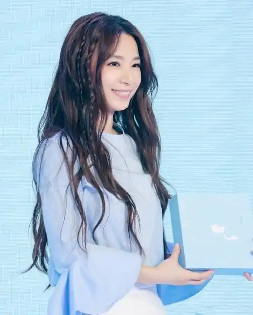 田馥甄穿搭时尚(160的田馥甄身高逆天)(4)