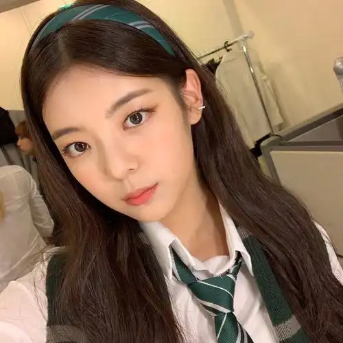 开一个美女头像楼(持更)