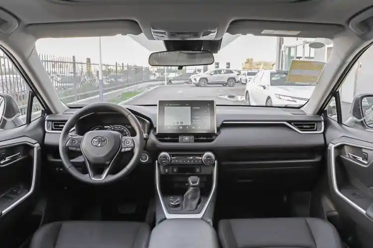 2021款 威兰达 高性能版 2.5l 两驱 劲擎版内饰