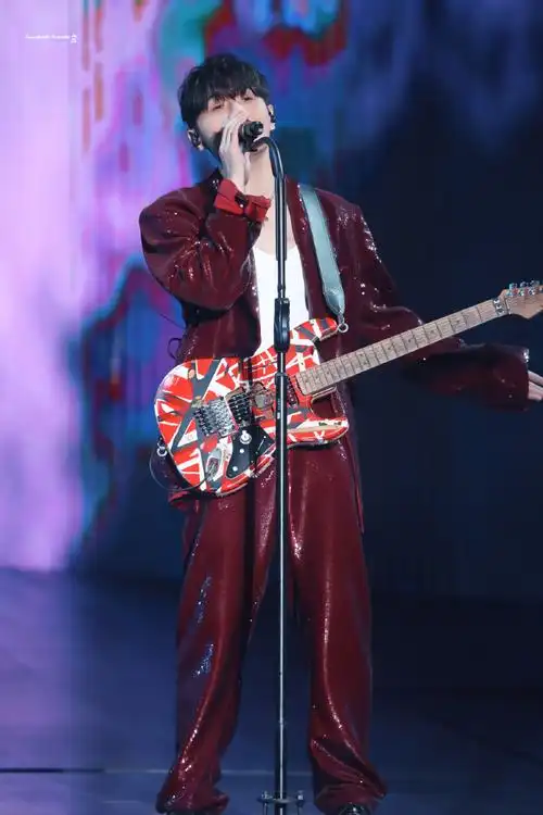 #李荣浩纵横四海世界巡回演唱会#