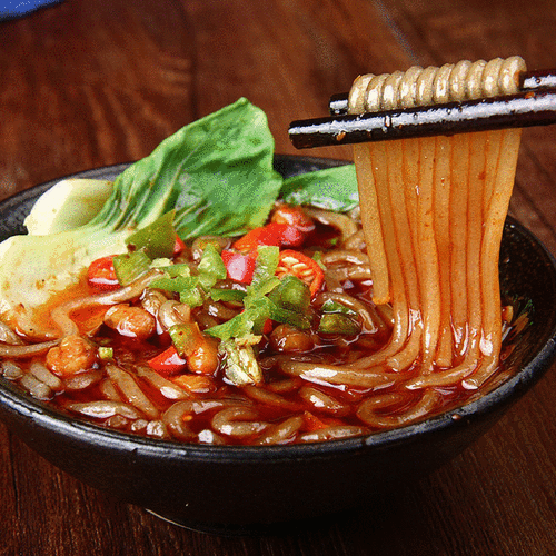 卖酸辣粉30年的陈师傅,教你正宗酸辣粉配方,开店保守月入1万元|酸辣粉