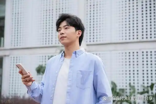 夫妻俩带堂弟外出工却过上了三人生活妻子主动和兄弟俩同居