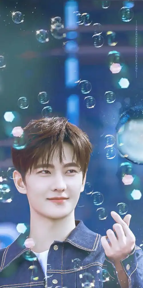 每周不一young##杨洋你是我的荣耀#〔20210501/壁纸 第105期〕" 幌膊