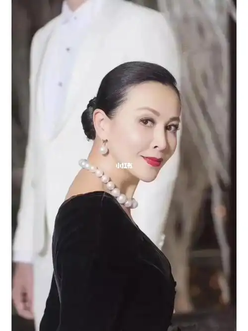 扒一扒女明星的"澳白"珍珠项链 价值几何?