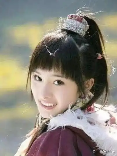 然而,真正让杨幂在演艺圈崭露头角的,是18岁那年出演的《神雕侠侣》.