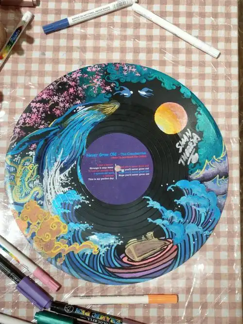 手绘黑胶唱片