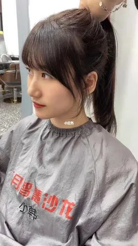 剪一个你喜欢的法式刘海