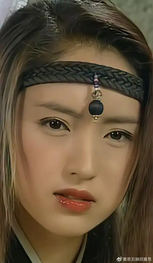 雪花女神龙上官燕—董璇