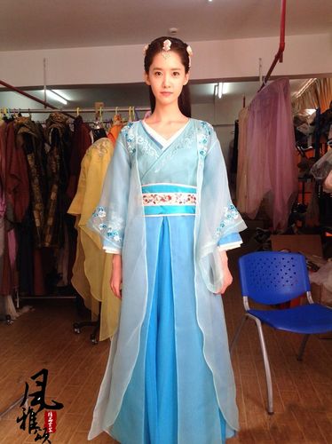 武神赵子龙林允儿夏侯轻衣同款影视古装绣花唐风仙女汉服演出服