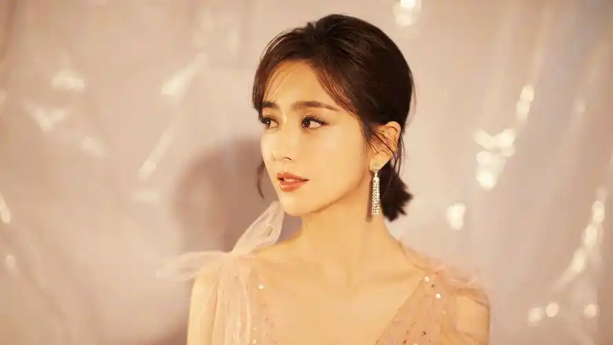 神仙妻子挡不住男人的心,花花世界诱惑太大!