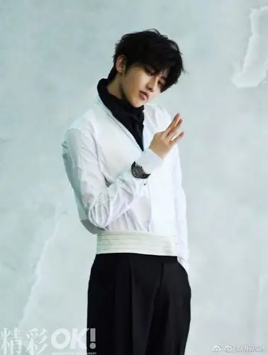 蔡徐坤新封面 蔡徐坤《ok!精彩》杂志9月刊封面大片公开
