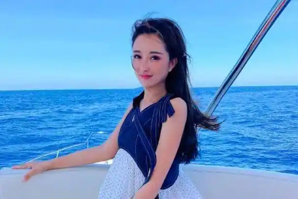 陈小硕承认"离异带娃",曾被前夫索要2000万,辛巴出面协商解决_对方_带