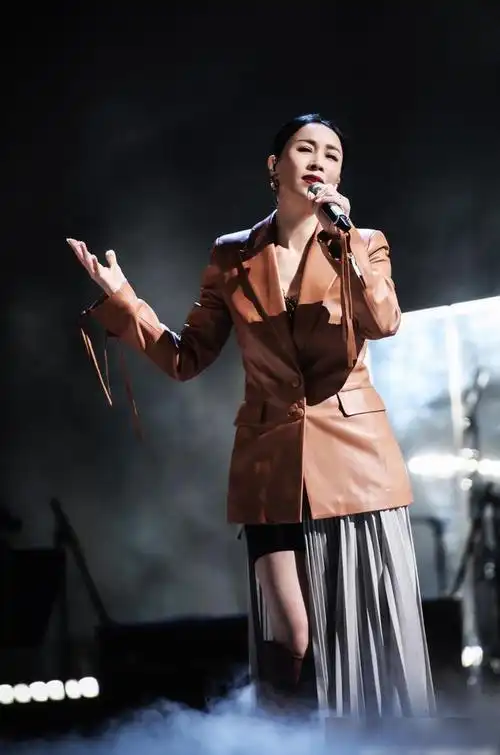 那英被云朵气哭离场视频