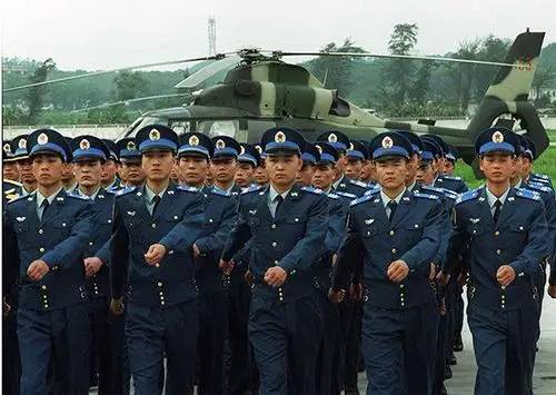 图说香江廿年③驻港部队闪亮维港的红星威武文明之师