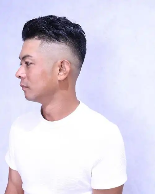 三面都推光的发型,最有男人味,男生都喜欢这样剪