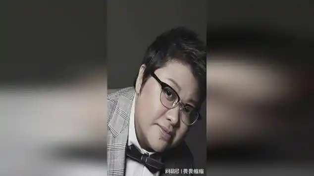 韩红瘦身成功,减重40斤身材变化明显,网友大赞状态真好|军官|华语歌手