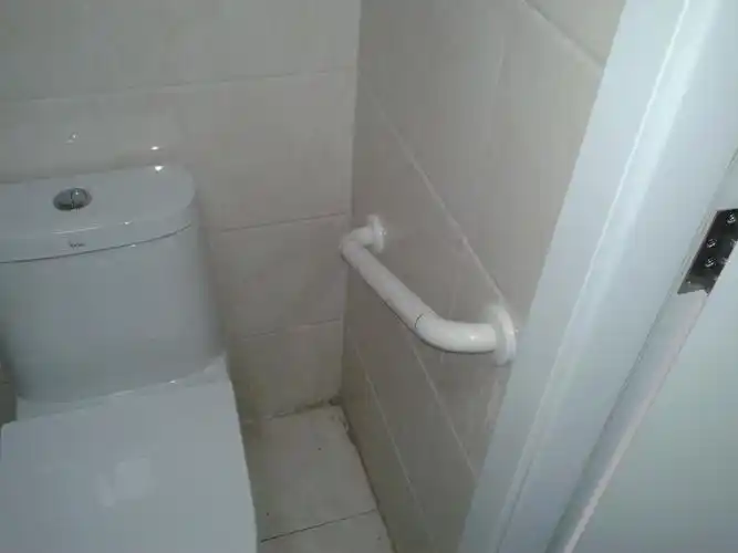 扶手嘉年华特价无障碍卫生间老年人浴室一字字型尼龙浴室扶手