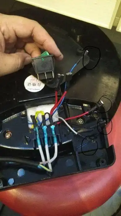 自己拆开后,就这样直接把两根线接起来了,大神们,可以电饼铛的电路图